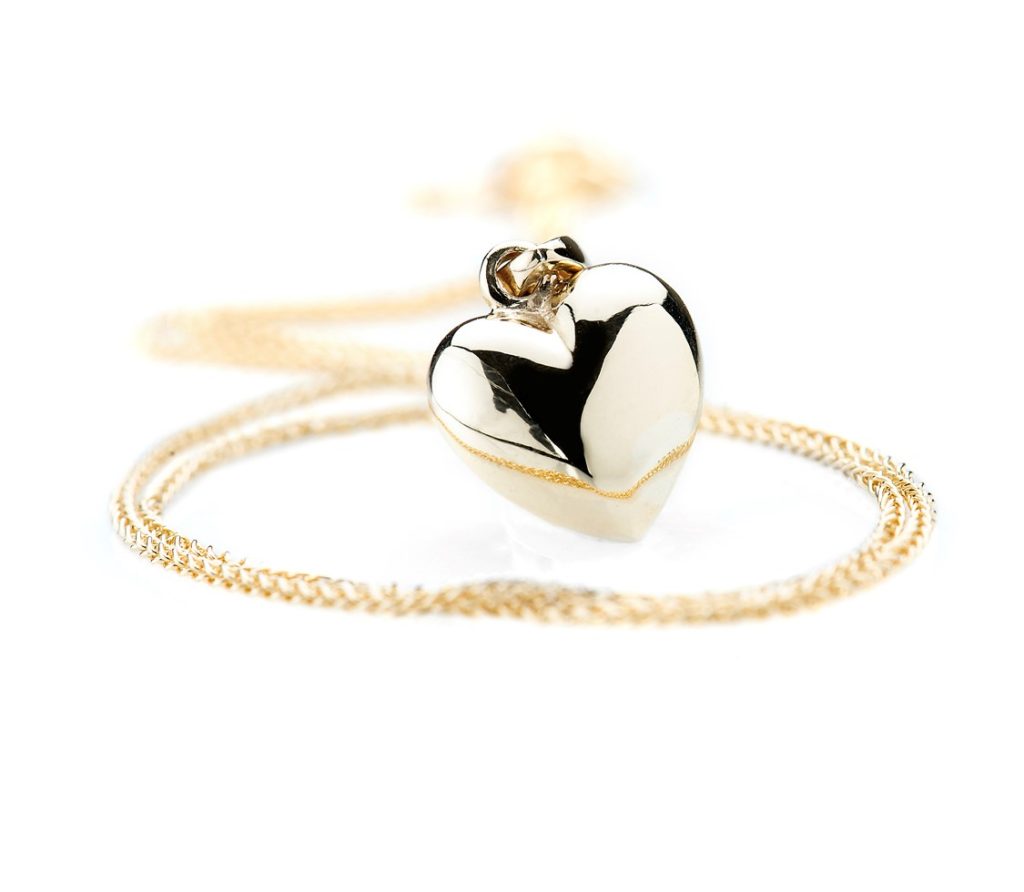 SPECTACULAR SOLID GOLD HEART AND CHAIN hand-made by exclusive fine jewellery designer Heidi Kjeldsen in Oakham.